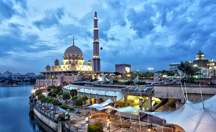 Малайзия представила в Санкт-Петербурге свою туристическую программу