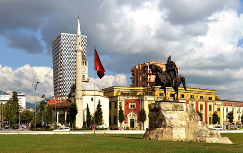 Тирана (Албания)